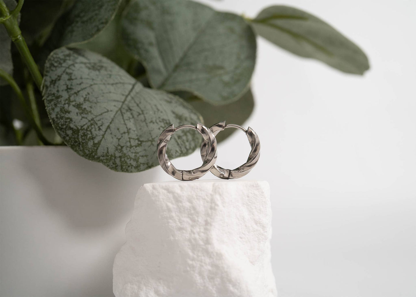 18K Gold PVD Stainless Steel Textured Twisted Huggie Hoop Earrings / ERJ0026