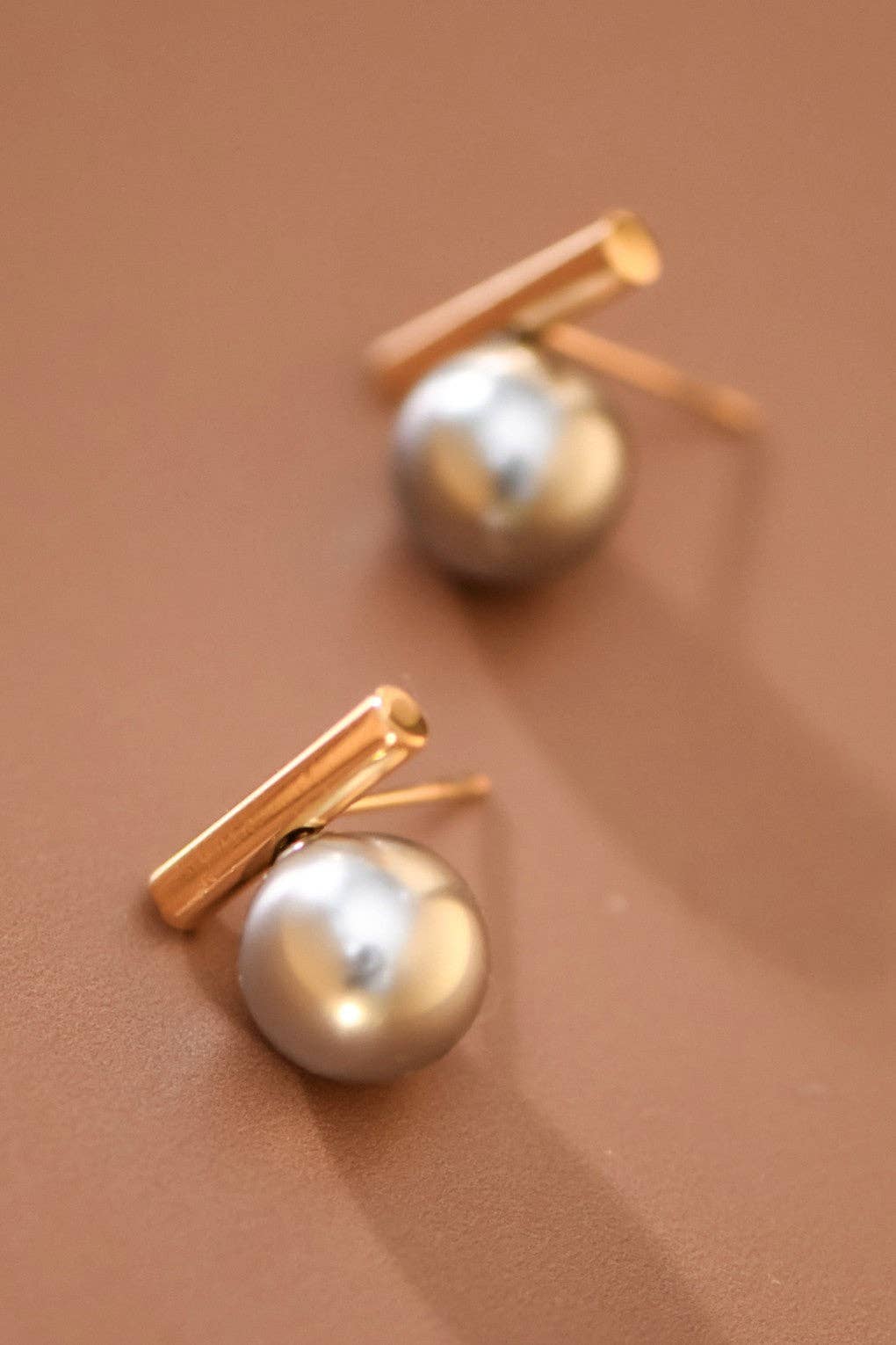 18K Gold Plated Waterproof Stainless Steel Stud Earrings - 7743