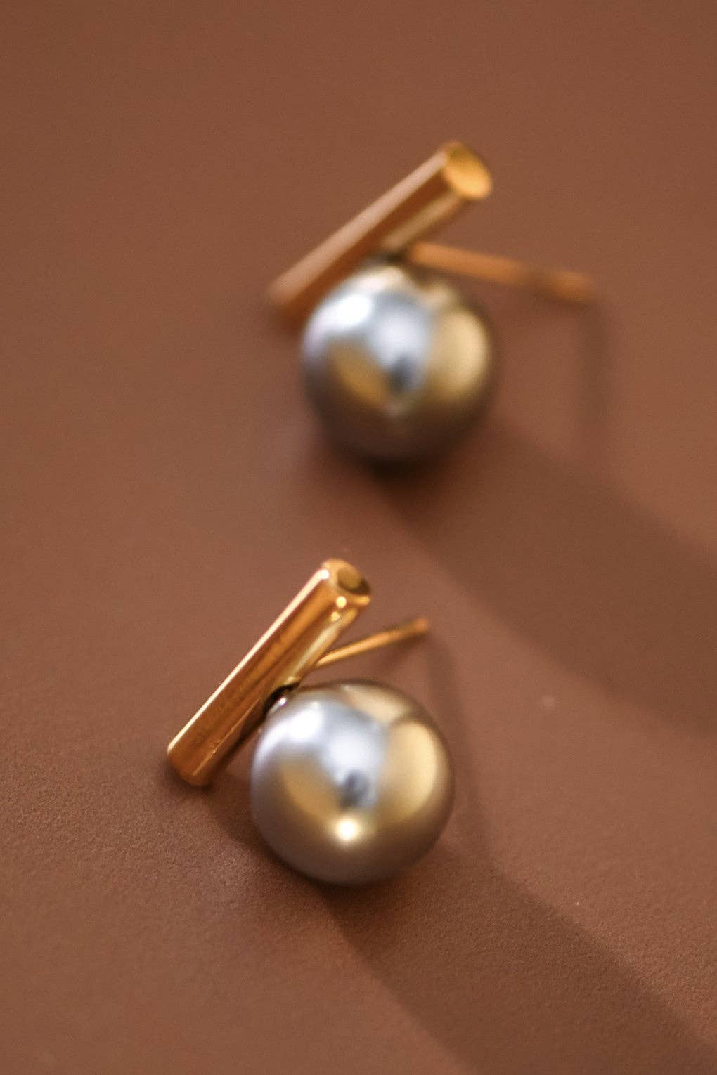 18K Gold Plated Waterproof Stainless Steel Stud Earrings - 7743