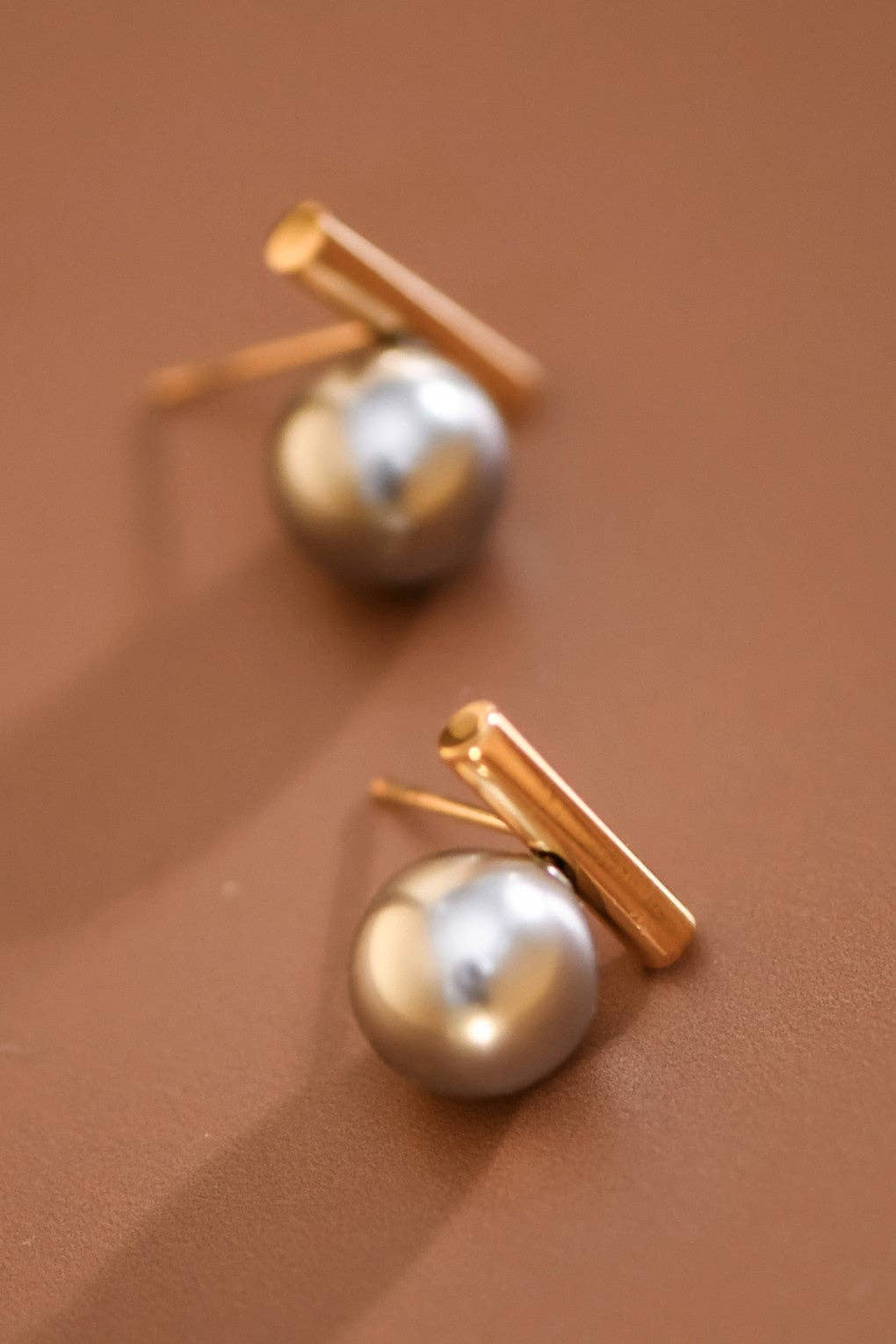 18K Gold Plated Waterproof Stainless Steel Stud Earrings - 7743