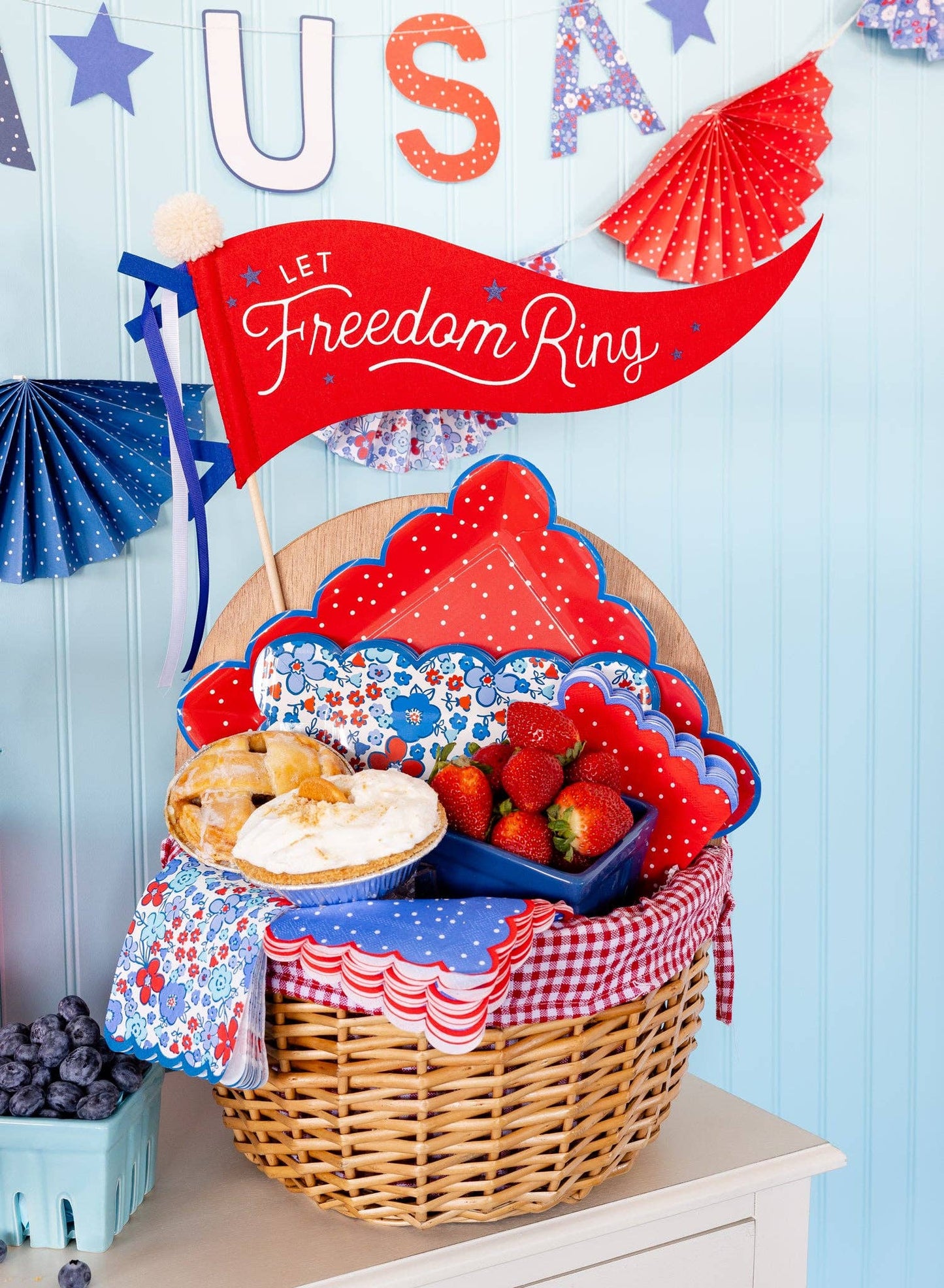 SSP1115 - Let Freedom Ring Felt Pennant Banner